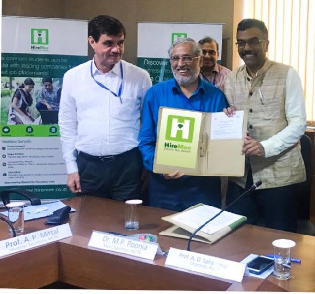 HireMee and AICTE collaborate to bridge the recruiter-student gap in India HireMee and AICTE collaborate to bridge the recruiter-student gap in India